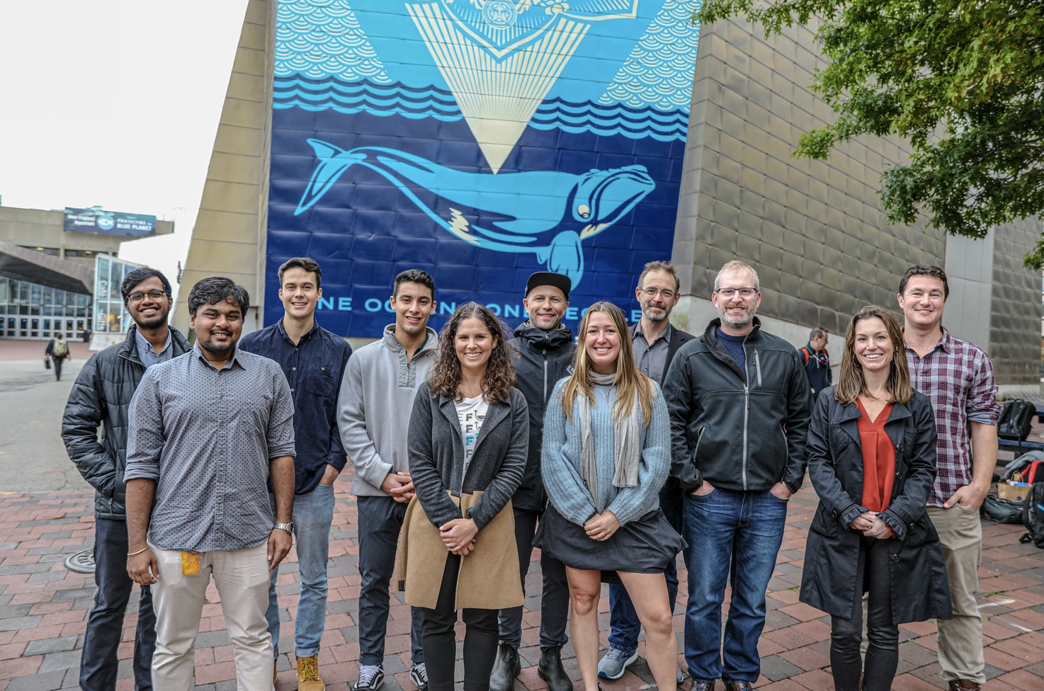 The BlueSwell team in front of the New England Aquarium